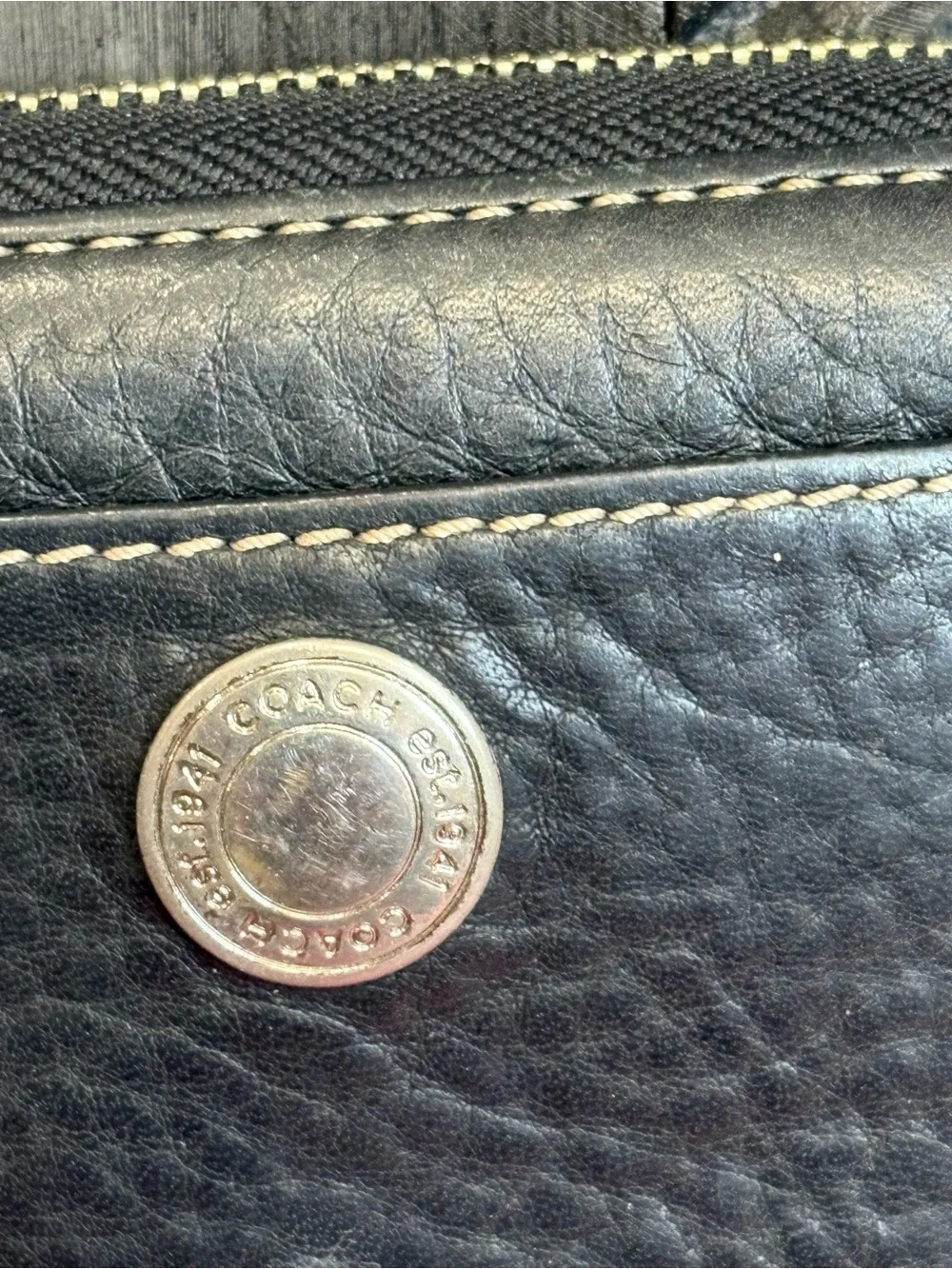 Coach Blk Leather Zipper Wallet